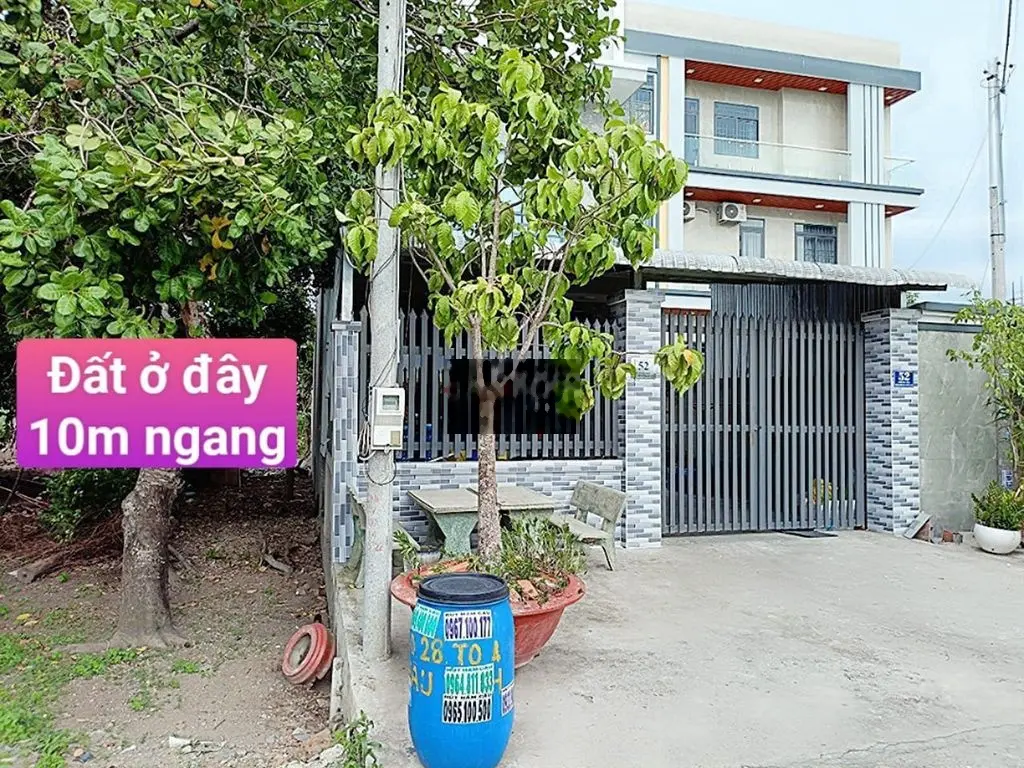 Kẹt tiền bán gấp 10x35m đất Tân Thông Hội, giá 930tr có thổ cư, sổ sẵn