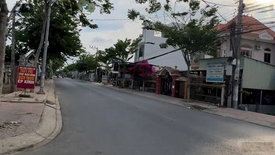 Lô đất nằm ngay thị trấn Cần Đước