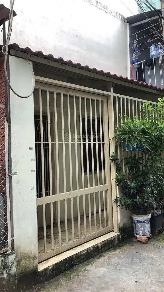 Nhà Cấp 4 Cách Mạng Tháng 8, 66.5m2, tiện xây mới