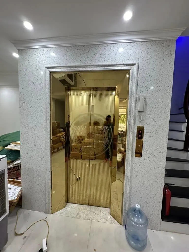 Tái định cư phú diễn, 8t thang máy, kihn doanh, ô tô tránh, vỉa hè 6mét 0971 719 ***