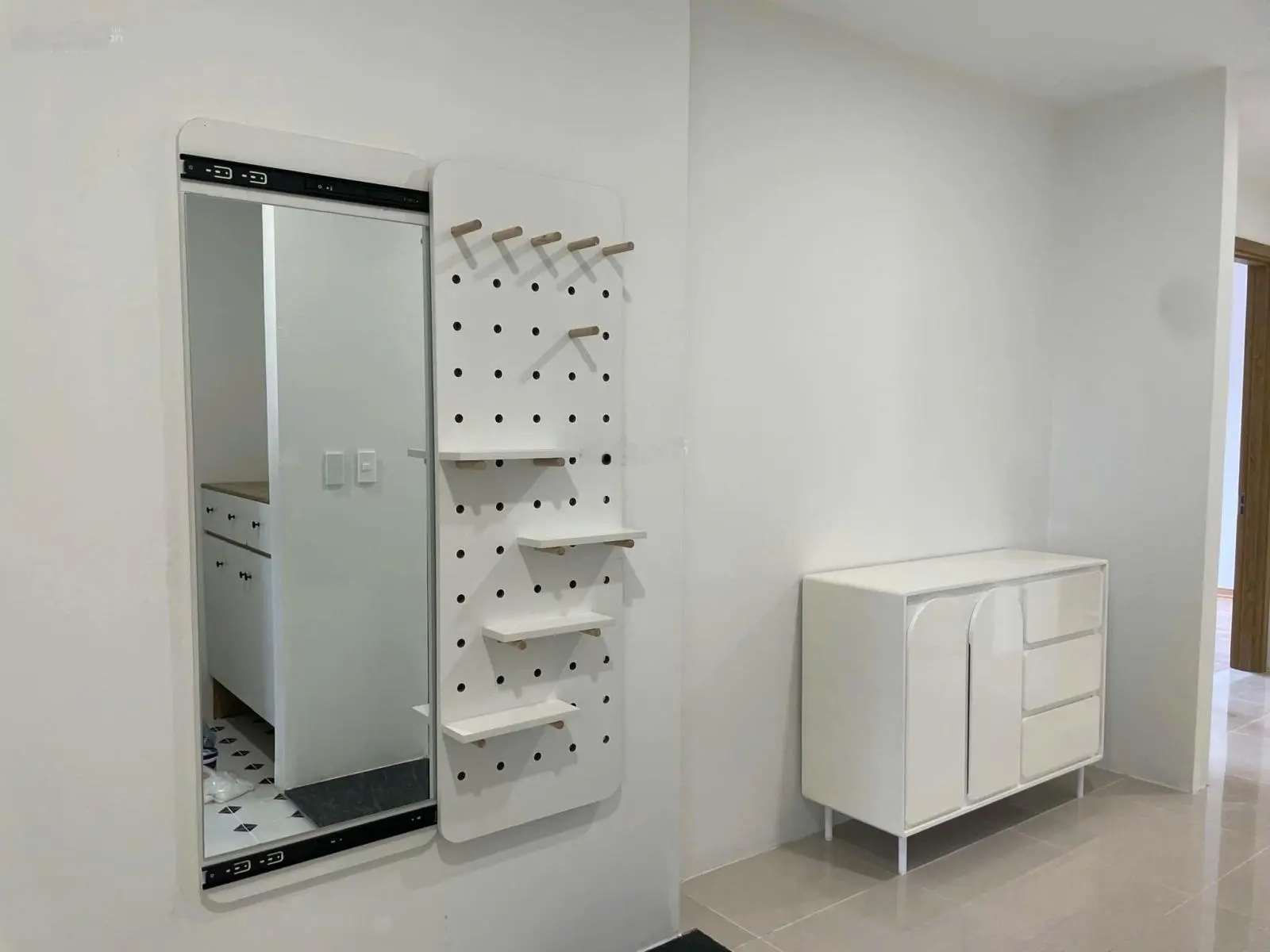Bán căn hộ 3 PN 150m2 tại Mailand Hanoi City, nhà đã sửa lại đẹp