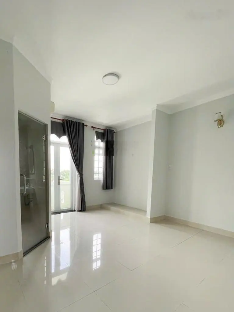 Ngay trung tâm - Tân Phú nhà 3 tầng chỉ hơn 5 tỷ