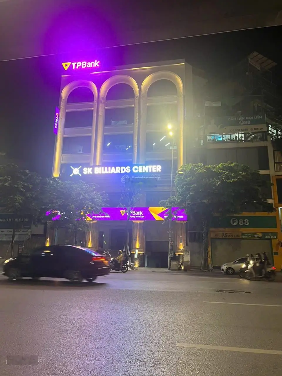 Bán tòa nhà mặt phố Phạm Văn Đồng đang cho thuê dòng tiền ổn định 5 tỷ/1 năm xây dựng 10 tầng full