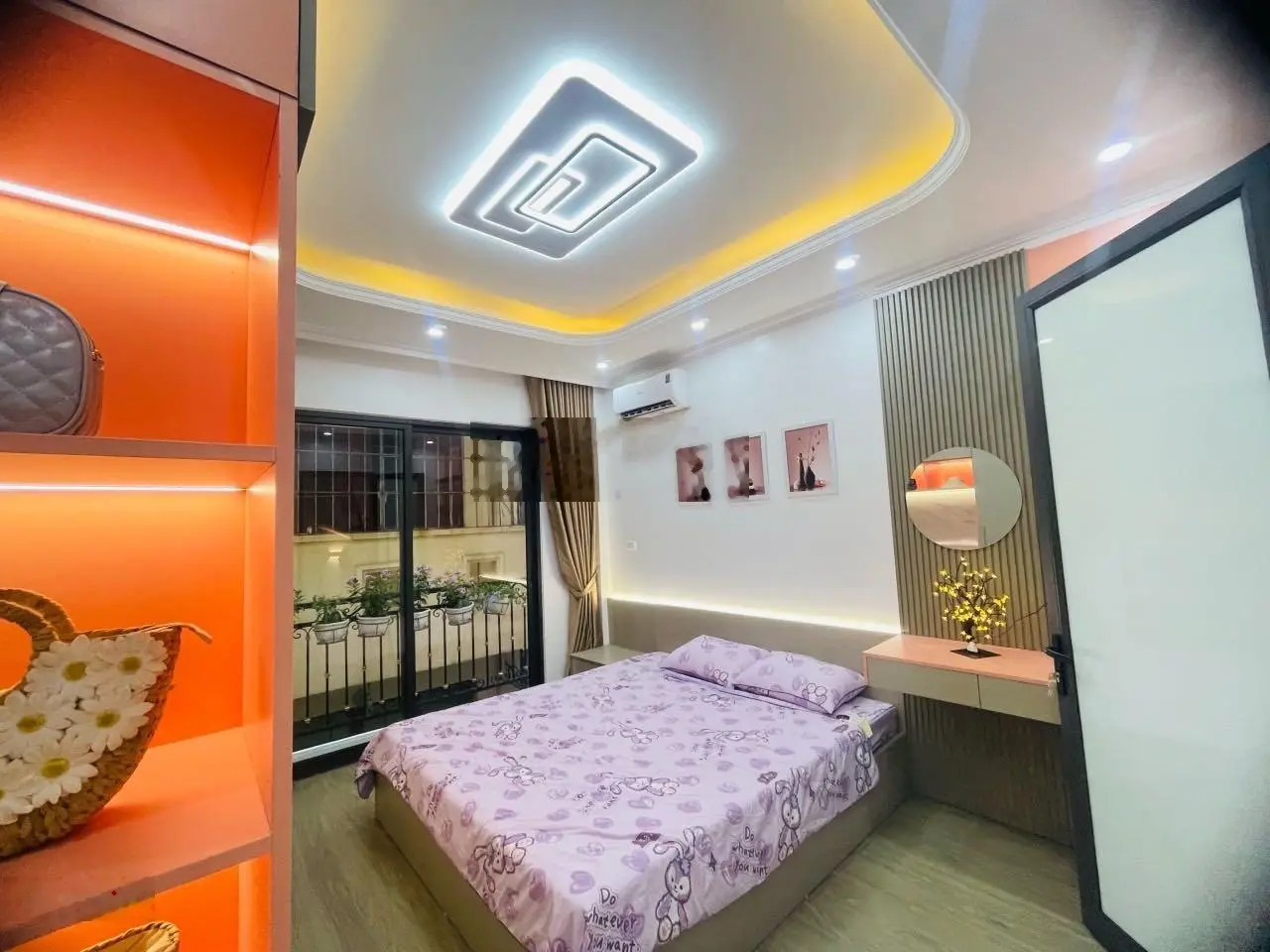 Bán nhà phố Lĩnh Nam, 33m2 x 5 tầng nội thất đầy đủ nhà đẹp về ở ngay 4,95 tỷ, LH 0961 579 ***