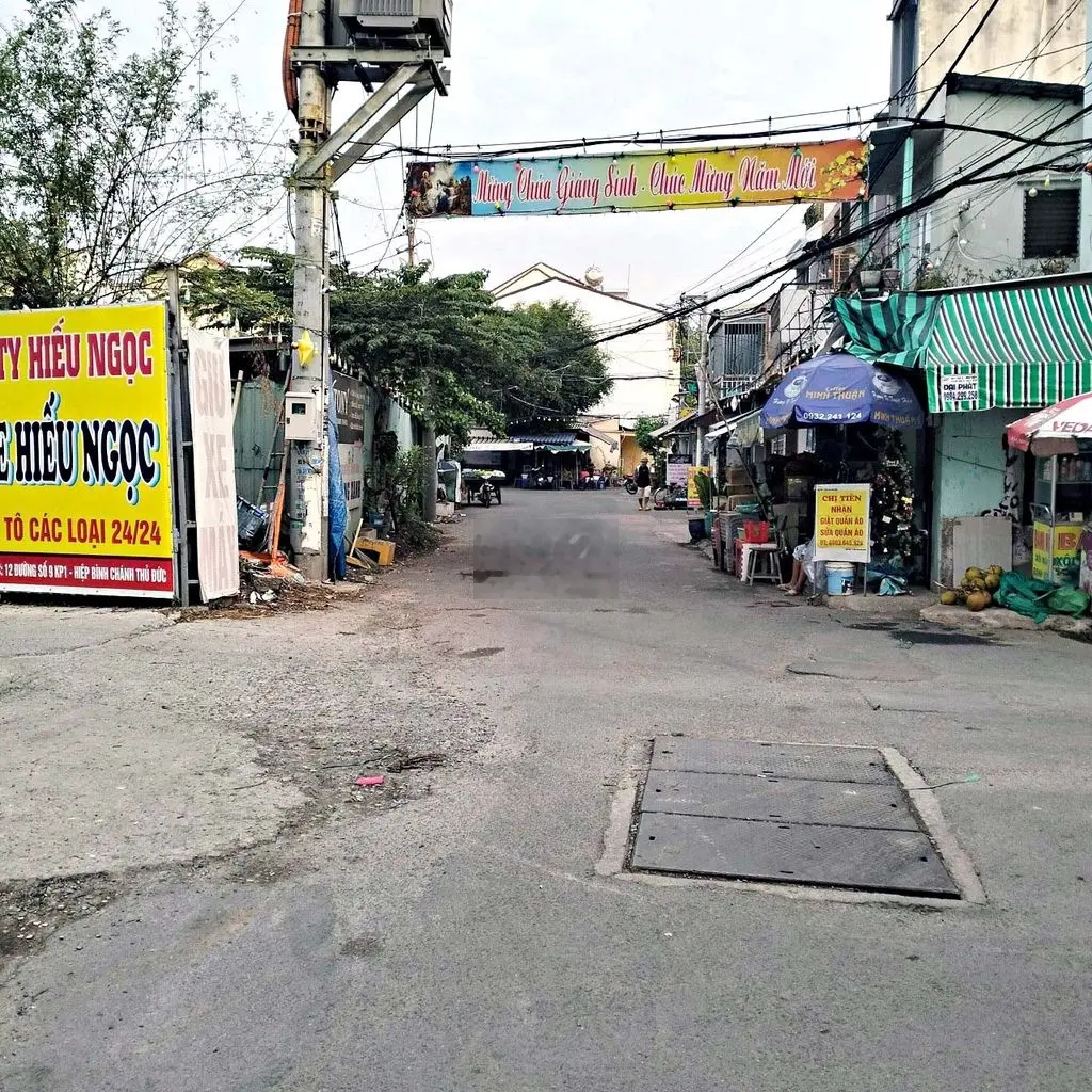 NHÀ MT Đ. SỐ 7 NGAY TRƯỜNG ĐH LUẬT
