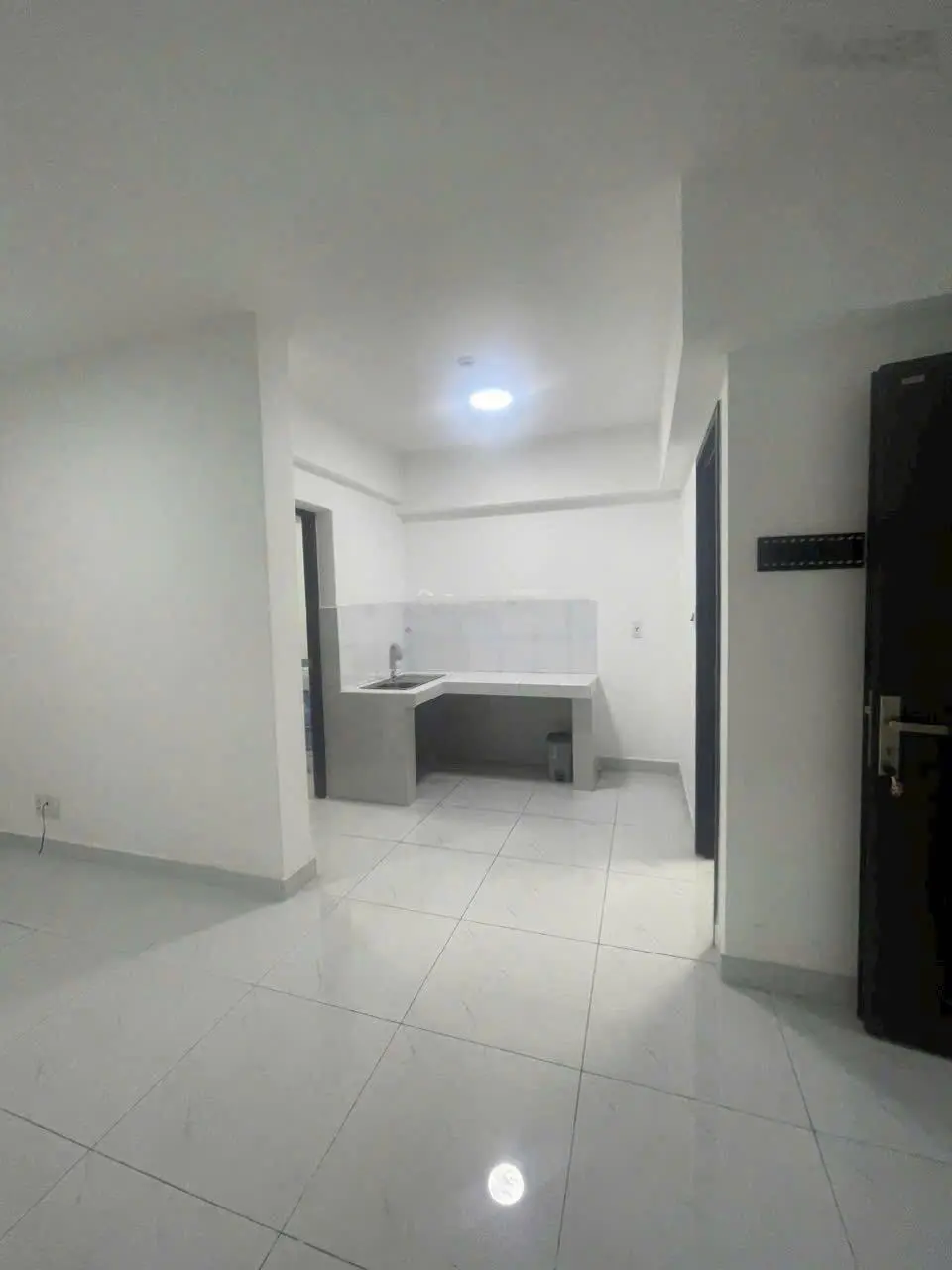 Bán căn hộ 50m2 có 1PN 1WC, logia, bếp, khu Topaz Celadon City, P. Sơn Kỳ, Q. Tân Phú 1,95 tỷ có TL
