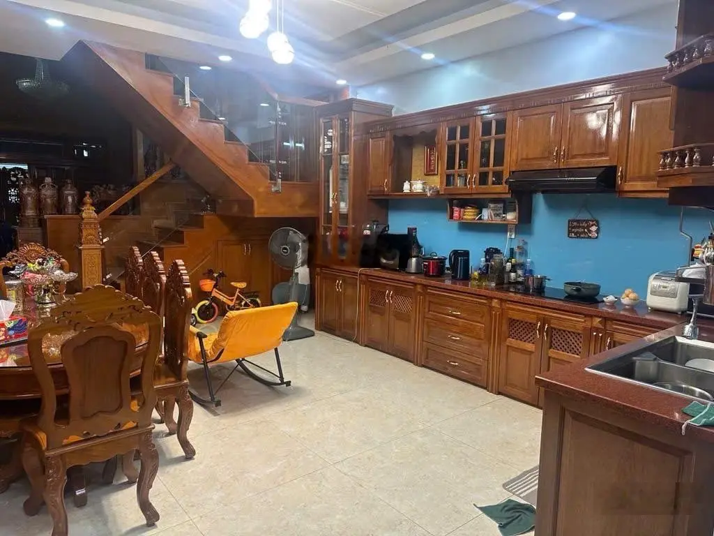 Bán nhà riêng 12,9 tỷ, 100m2, 5PN, 6WC tại Nguyễn Tư Giản, p12, Gò Vấp, HCM tặng full nội thất gỗ