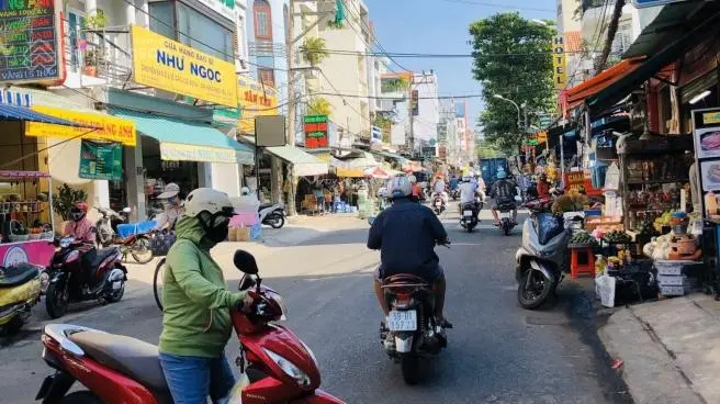 Bán nhà góc mặt tiền đường Bàu Cát 8, DT: 4.5x10m, 1 trệt 2 lầu ST, P11, Q. Tân Bình