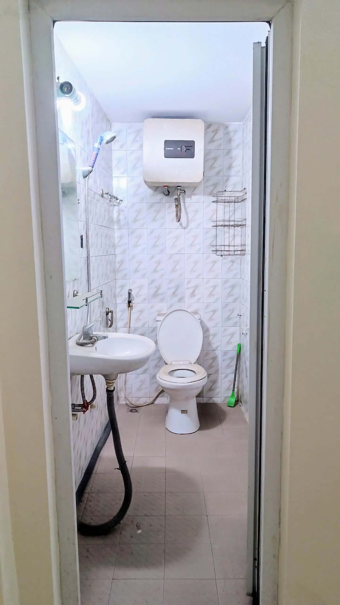 Nhà hiếm Phố Cổ - Lê Quý Đôn (Hai Bà Trưng), 19m2, 4T, ngõ rộng cách phố 10m. Giá 6,8 tỷ
