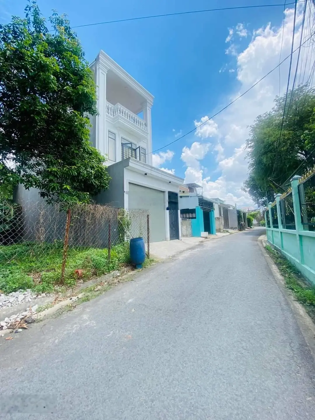 Đất trung tâm Lái Thiêu 5*23m xung quanh đầy đủ tiện nghi giá 3,4 tỷ