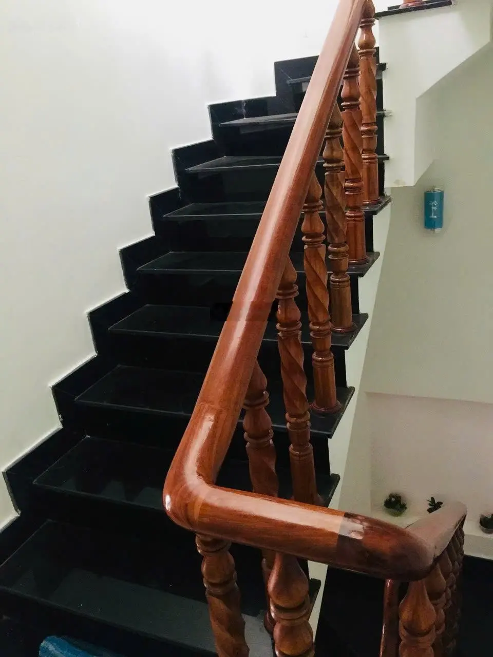 Nhà bán đường Bùi Tư Toàn, Phường An Lạc, Quận Bình Tân - Nhà 1 trệt 2 lầu sân thượng
