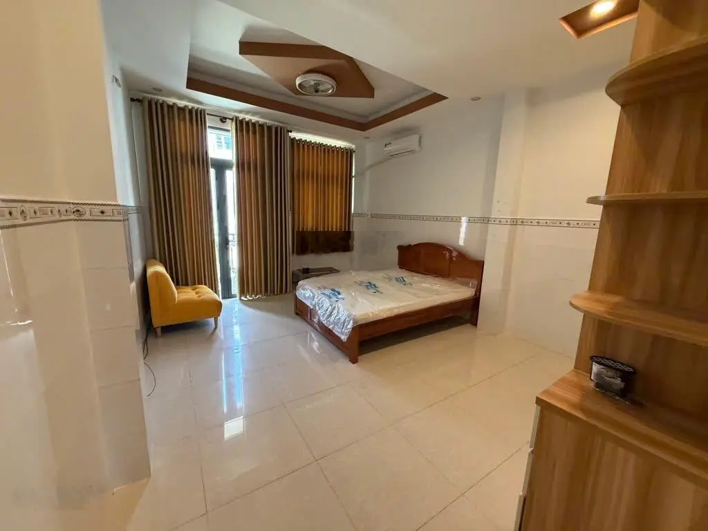 Bán nhà 5 tầng Liên Khu 10-11, 74m² - 4.2x18 - thang máy,tặng full nội thất, chỉ nhỉnh 7 tỷ