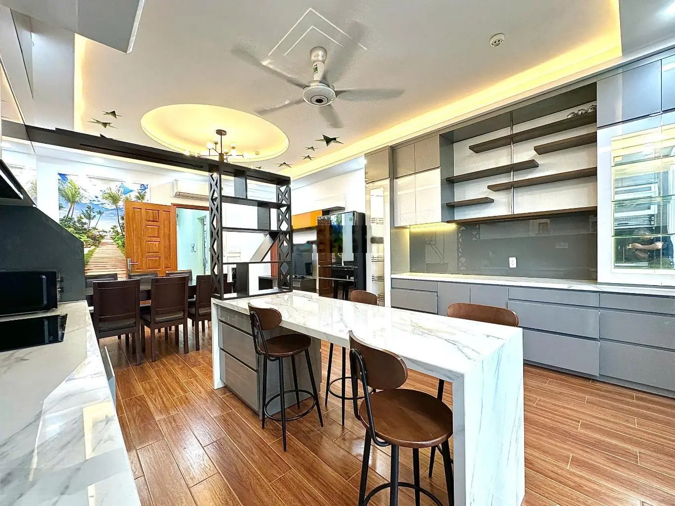 Siêu phẩm 7 tầng thang máy - đẳng cấp nhất Quận 10! View sân thượng độc nhất vô nhị