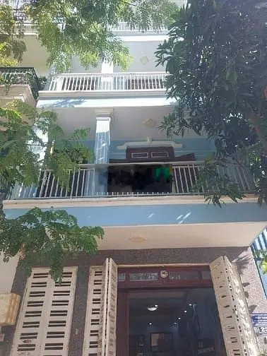 Nhà 3 tàng hẻm thông 7 m, gàn HTP. 116 m2 khoảng 6 tỷ rẻ hơn giá đất.