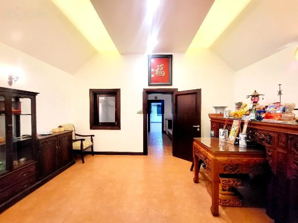 Nhà -MẶT PHỐ Tô Ngọc Vân, Tây Hồ- 2 thoáng trước sau, tháng máy, vỉa hè, kinh doanh, View Tây Hồ