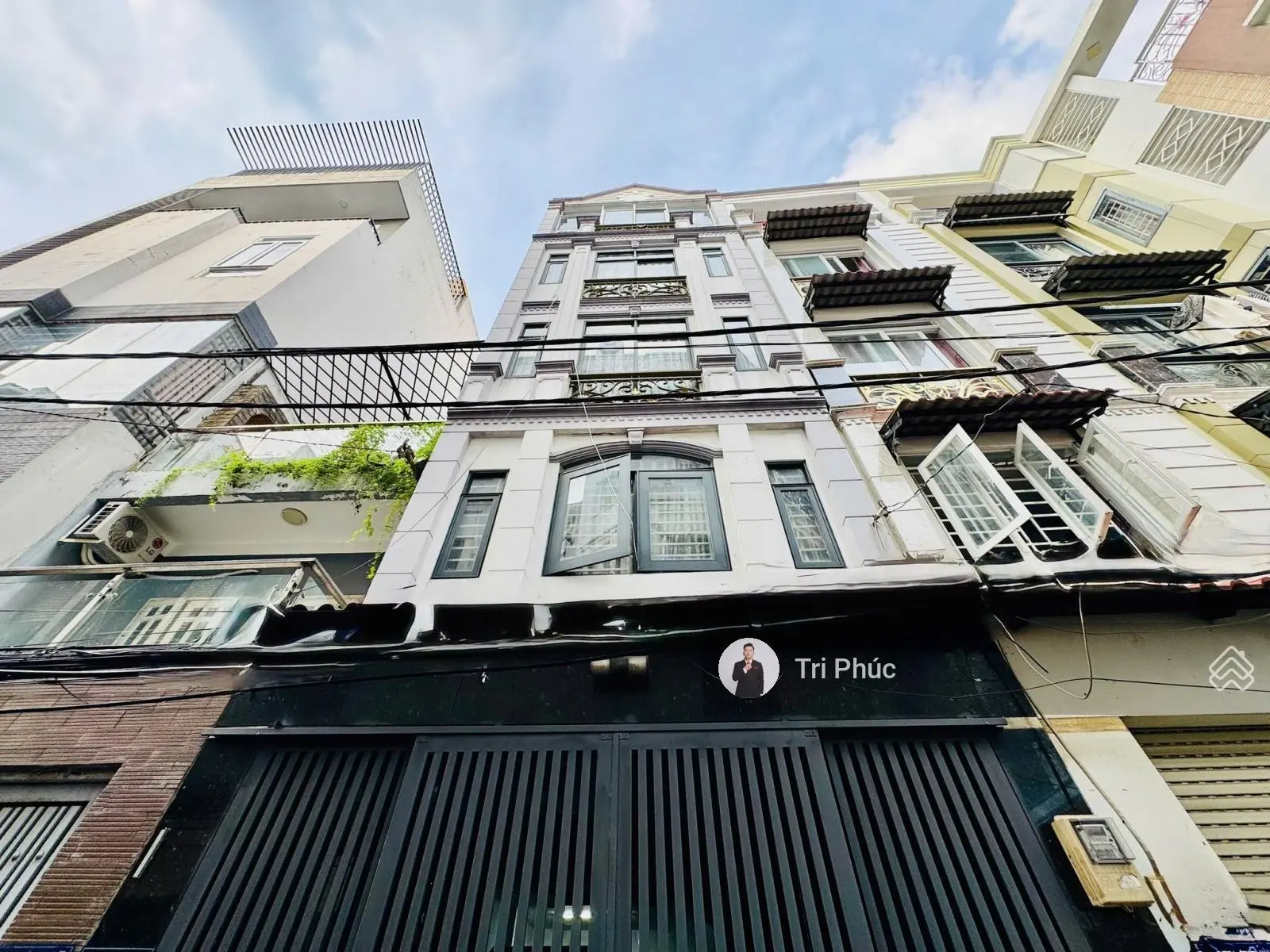 Khu vip - Phan Đăng Lưu Phú Nhuận - 5 tầng ~50m2 3PN xe hơi ngủ nhà - Chỉ nhỉnh 9tỷ