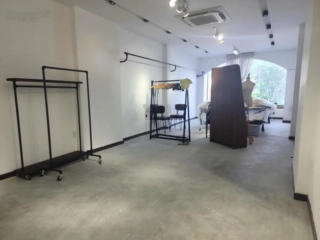 Nhà đẹp 71,8m2, 4 tầng, mặt tiền đường Hoàng Diệu. Chỉ 28,5 tỷ