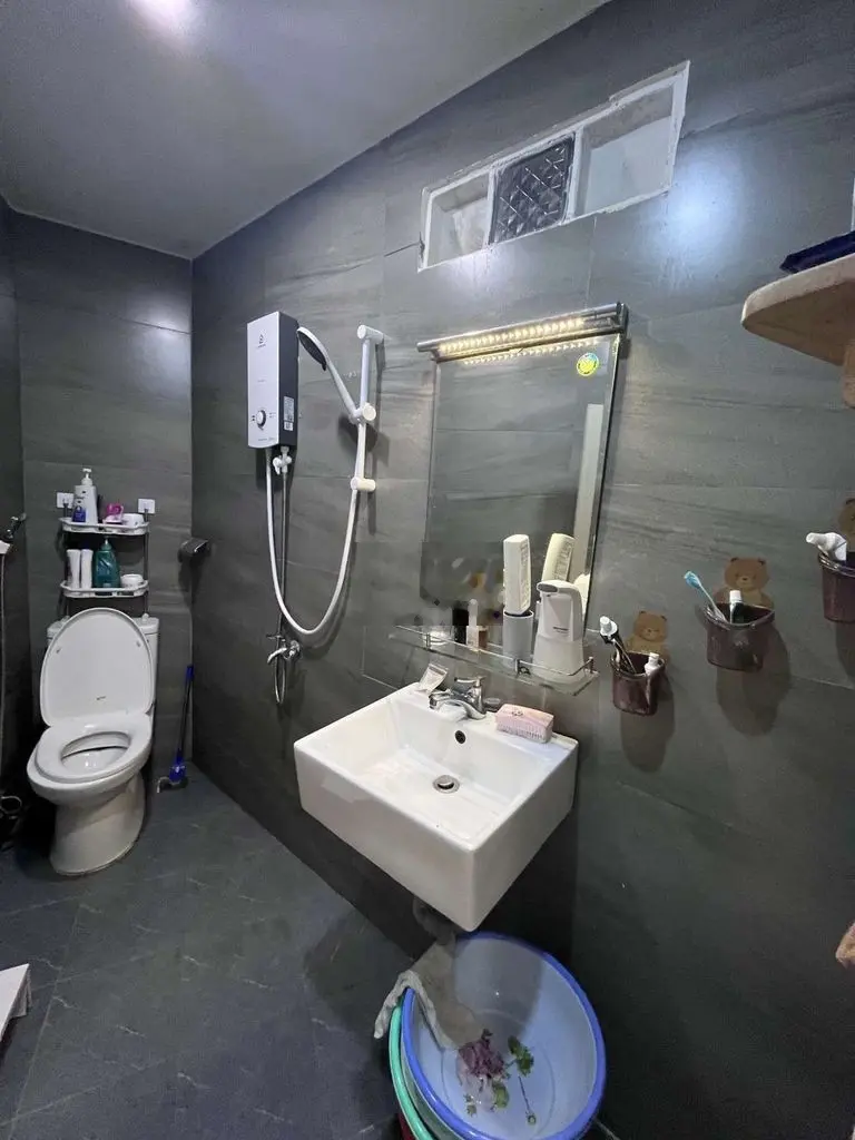 Bán nhà Gò Vấp hẻm nhựa ô tô 3 tầng chỉ 2.5 tỉ