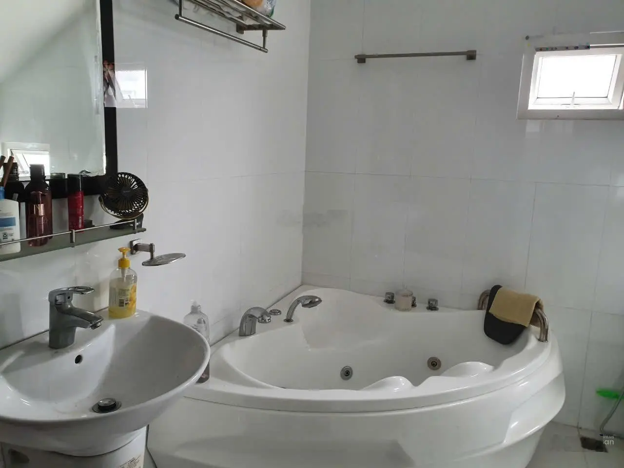 Bán biệt thự 5PN, 5WC, 144m2 tại Khu phố Nam Thông II,Phú Mỹ Hưng, Q7, HCM, giá 37 tỷ VND