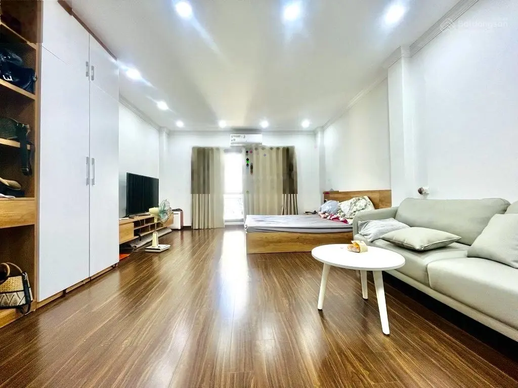 Bán nhà Cổ Linh 55m2 - 5 tầng MT 4.5m chỉ hơn 7 tỷ - full nội thất - trung tâm tiện ích - ngõ thông