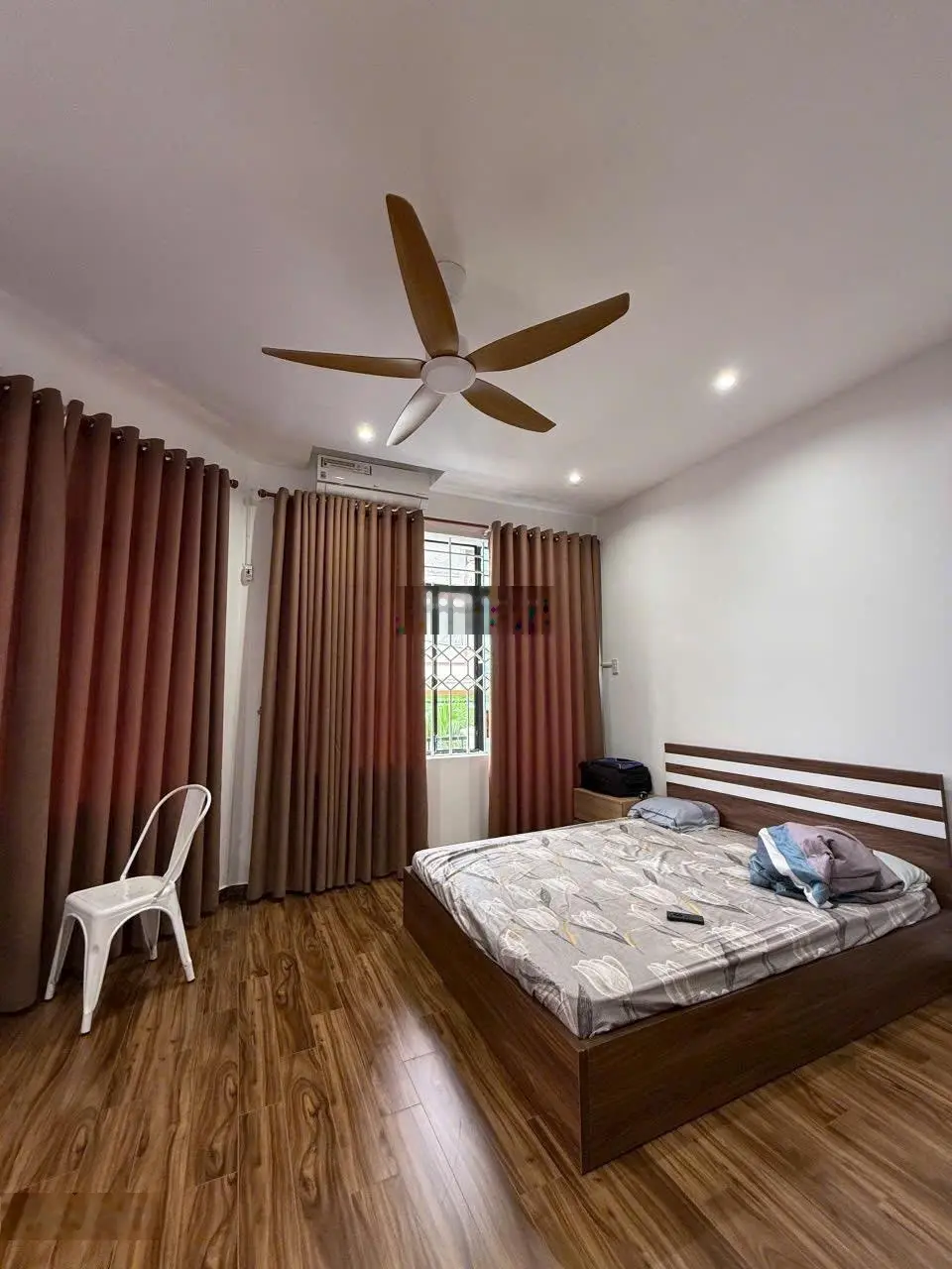 Bán nhà góc 2 mặt tiền đường Võ Trứ- Mạc Đỉnh Chi, gần biển, ngay trung tâm bàn cờ giá 11,5 tỷ