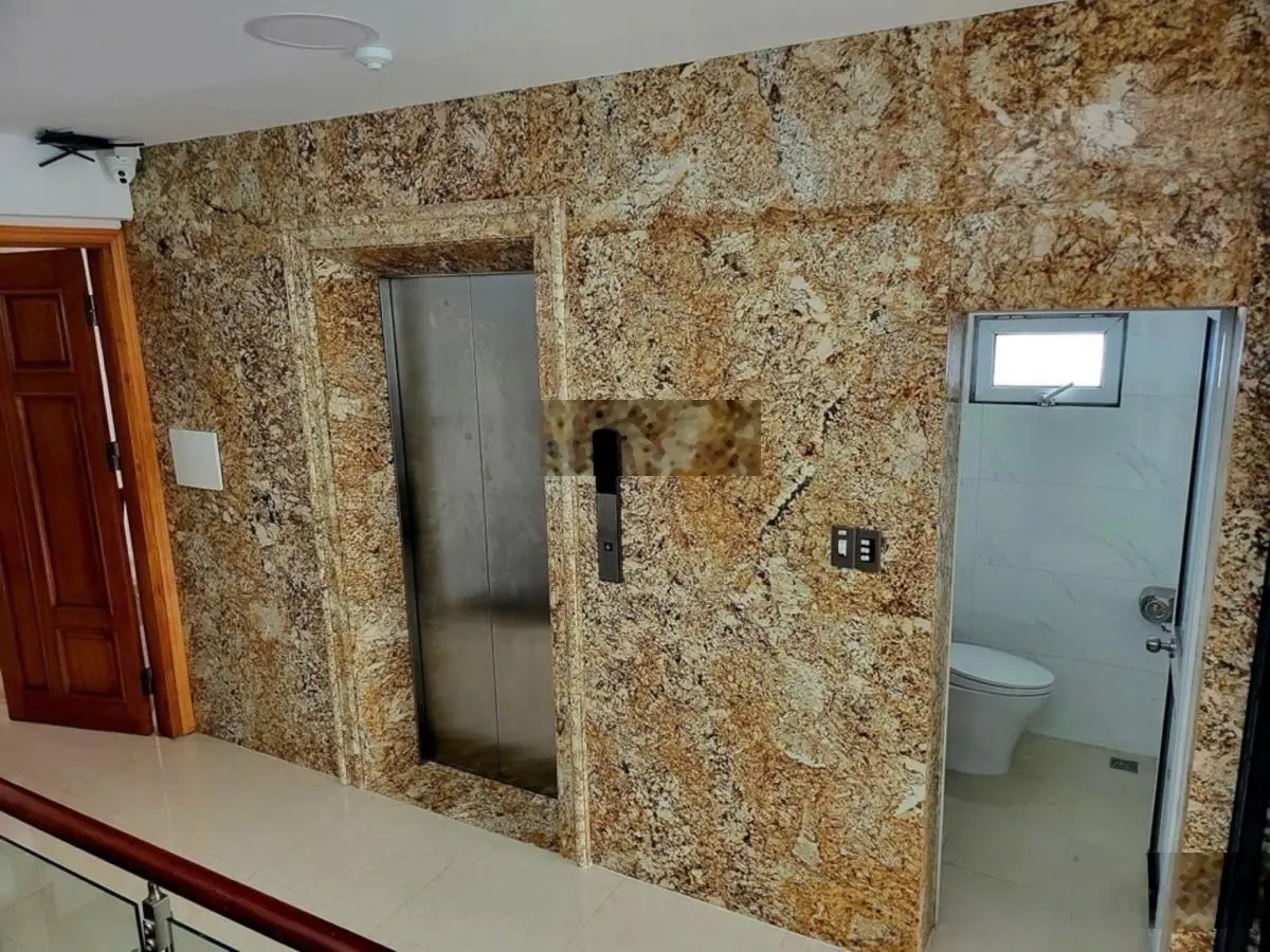Đặc biệt, đỉnh cao, kịch nóc và kịch trần luôn! Thái Hà lô góc phân lô- ô tô tránh-kd 118m2*6T*5,5m
