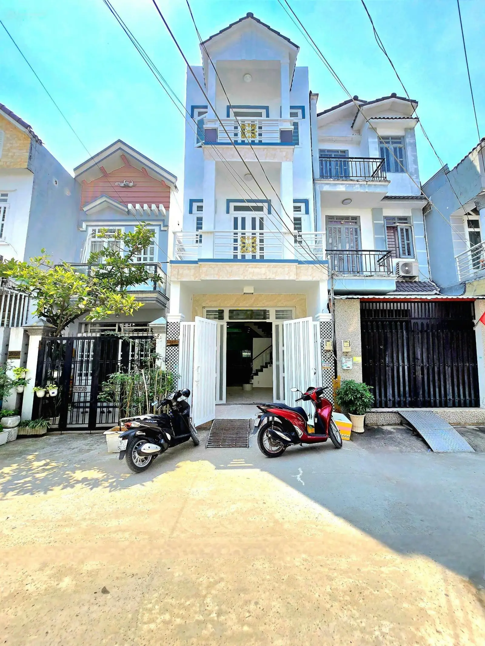Bán nhà 4 tầng, oto đỗ cửa, tt nhà bè giá chỉ 5,2 tỷ