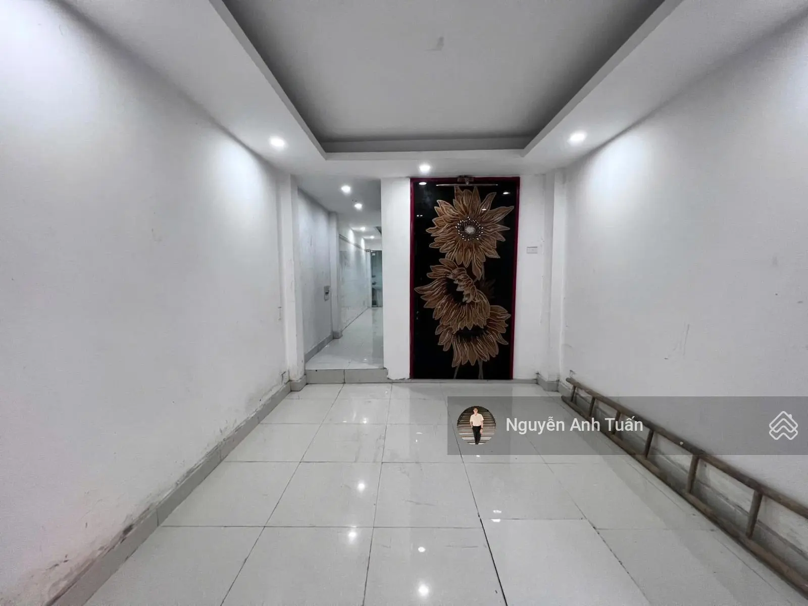 Bán nhà phân lô Lạc Long Quân, Cầu Giấy 6 tầng thang máy, oto 7 chỗ vào nhà DT 48M2 giá hơn 11 tỷ