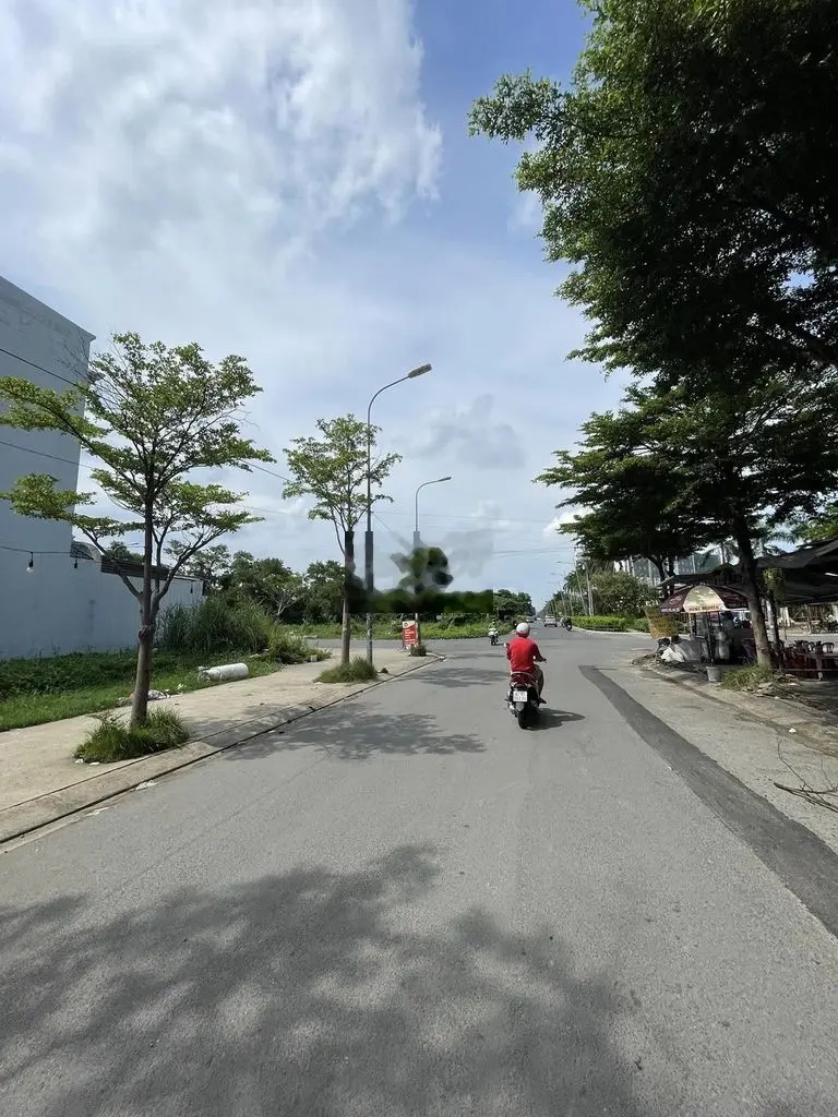 Bán nền Biệt thự MT đường Số 4, cách AEON 300m, 7x23m, 9.4 tỷ.