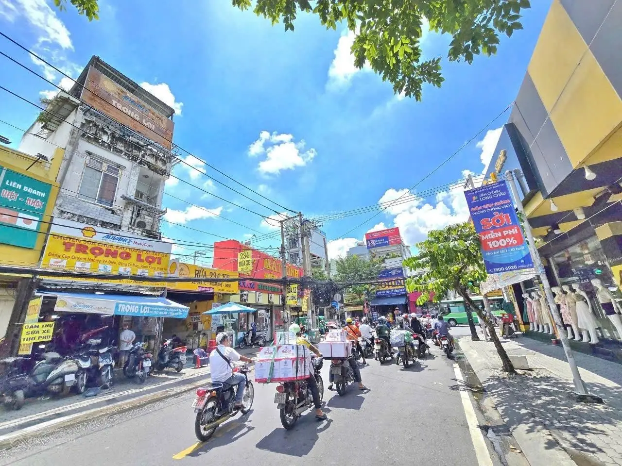 Bán Nhà mặt phố tại Trường Lưu Super Star, 7,6 tỷ, 105m2, Chính chủ siêu hot