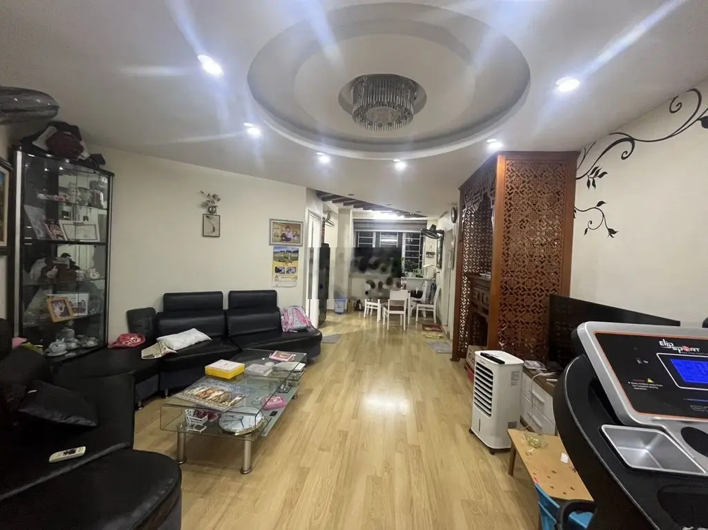 Cần bán CC 151 Nguyễn Đức Cảnh 3PN 2WC 130 m nhà đẹp, căn góc 6.5 tỷ