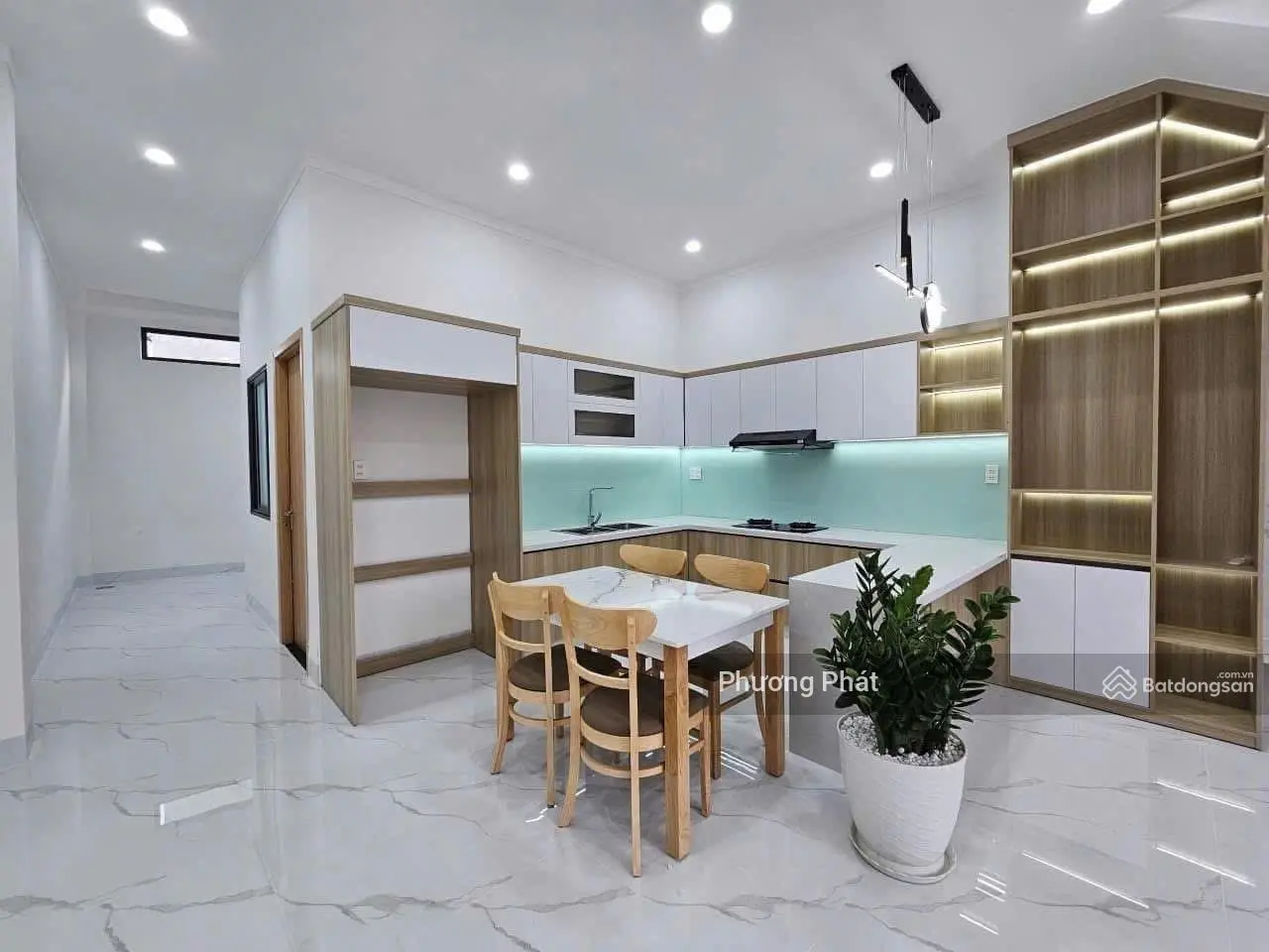 Bán Gấp Nhà 1 trệt 1 lầu sân xe hơi gần cổng sau văn miếu Trấn Biên, TT 600tr Nhận Nhà Ở Ngay