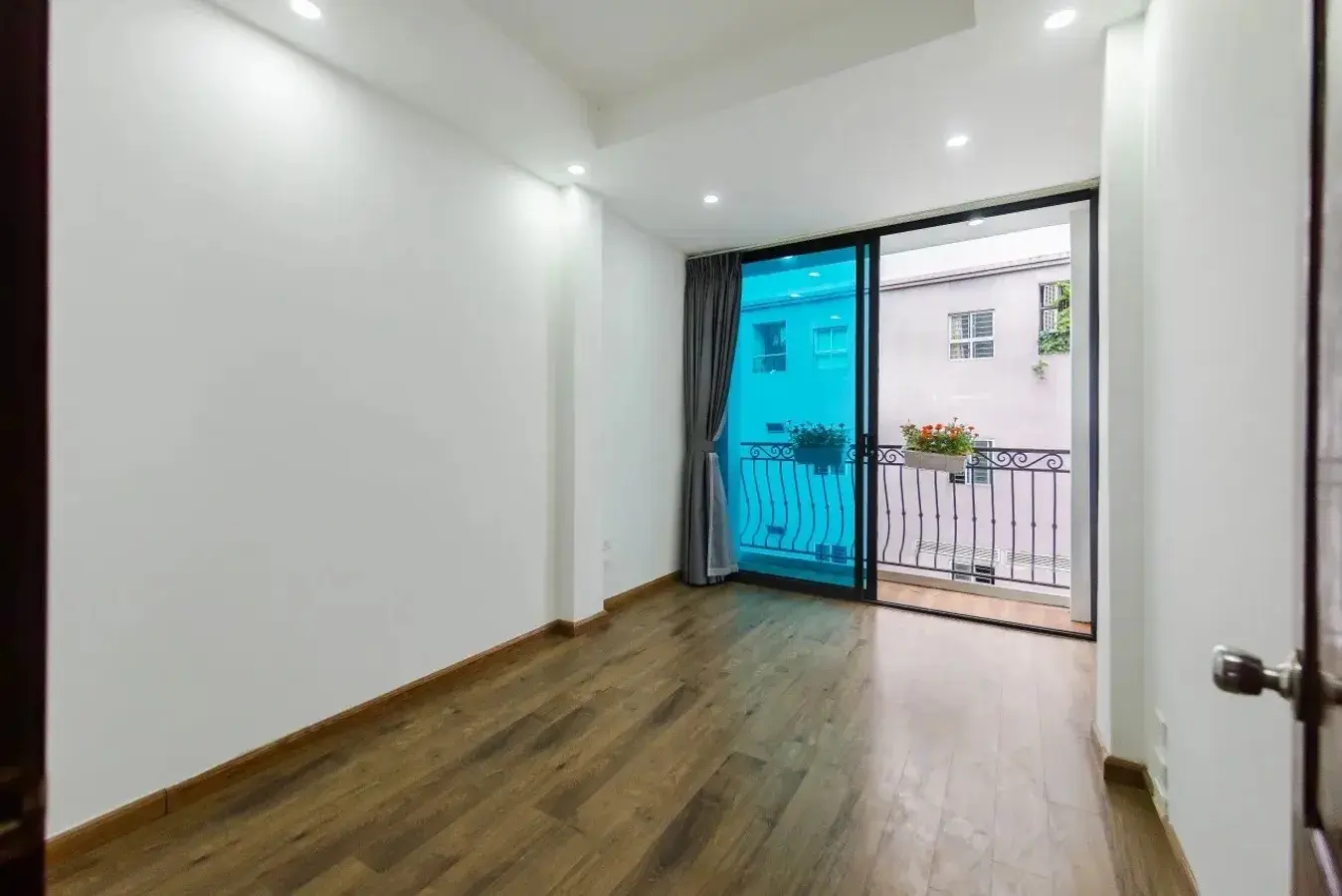 Bán nhà phân lô quân đội Định Công Thượng ô tô đỗ cửa 4 tầng hai mặt thoáng chỉ 5.35 tỷ