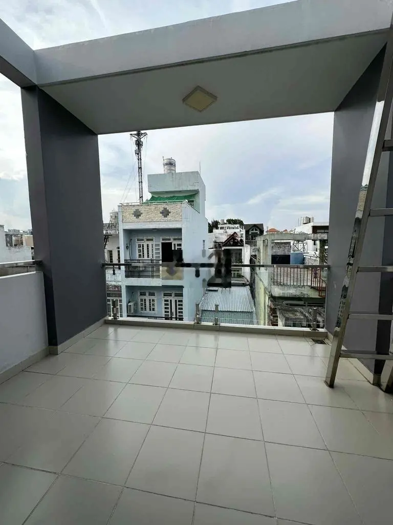 Bán nhà mặt Khu Cư Xá Phú Bình, P.5, Q.11, 4x12m, 4 Tầng đẹp