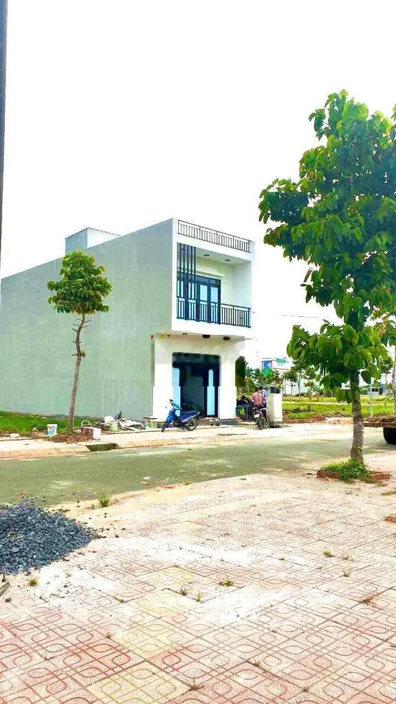BỂ BANH BÓNG CẦN BÁN GẤP ĐẤT LẤY TIỀN TRẢ NỢ GIÁ RẺ