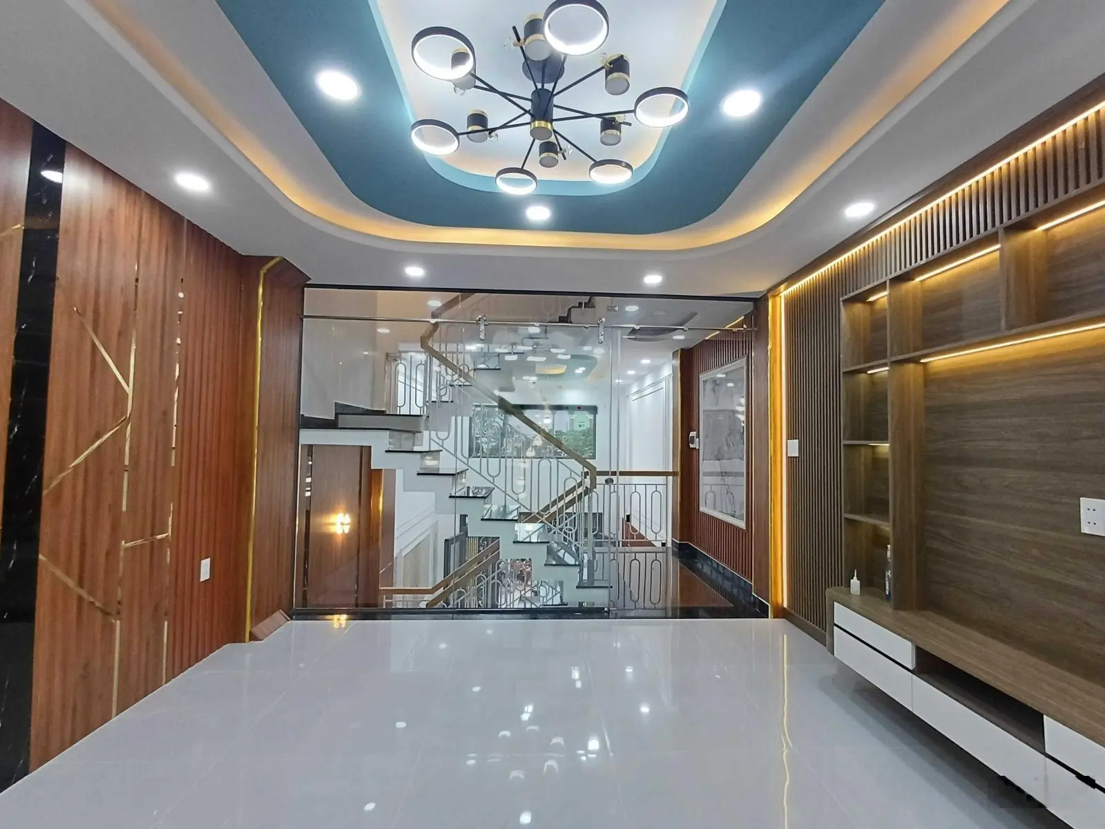 5.6 tỷ - nhà 1 trệt 1 lửng 3 lầu - Khu phân lô dự án - Thạnh Lộc 43 - phường Thạnh Lộc - Q12 - HCM