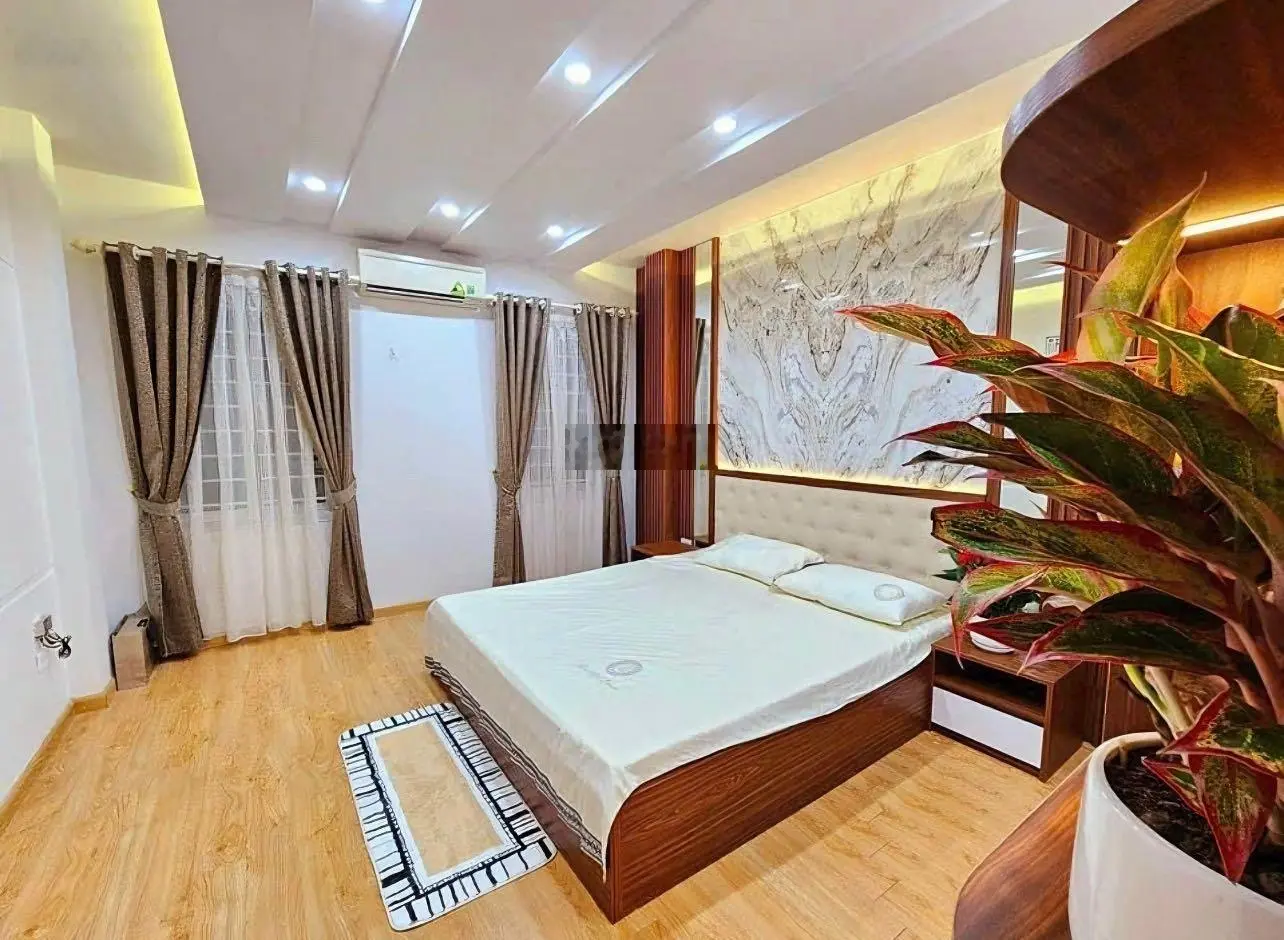 Nhà ở tại đường Hoàng Mai, phường Hoàng Văn Thụ, ngõ thông 4 hướng, nhỉnh 5 tỷ