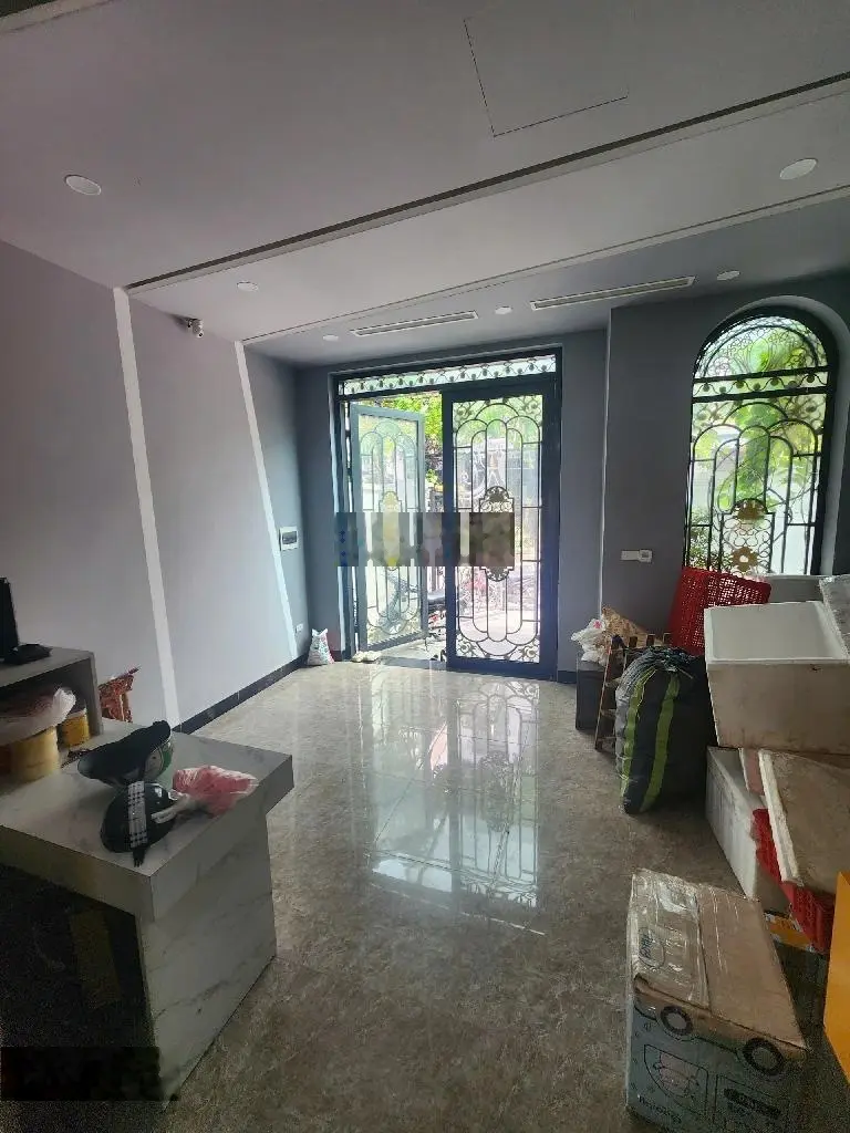 Bán biệt thự đường Nguyễn Xiển - view đẹp chính chủ - 80m2, 24 tỷ VND