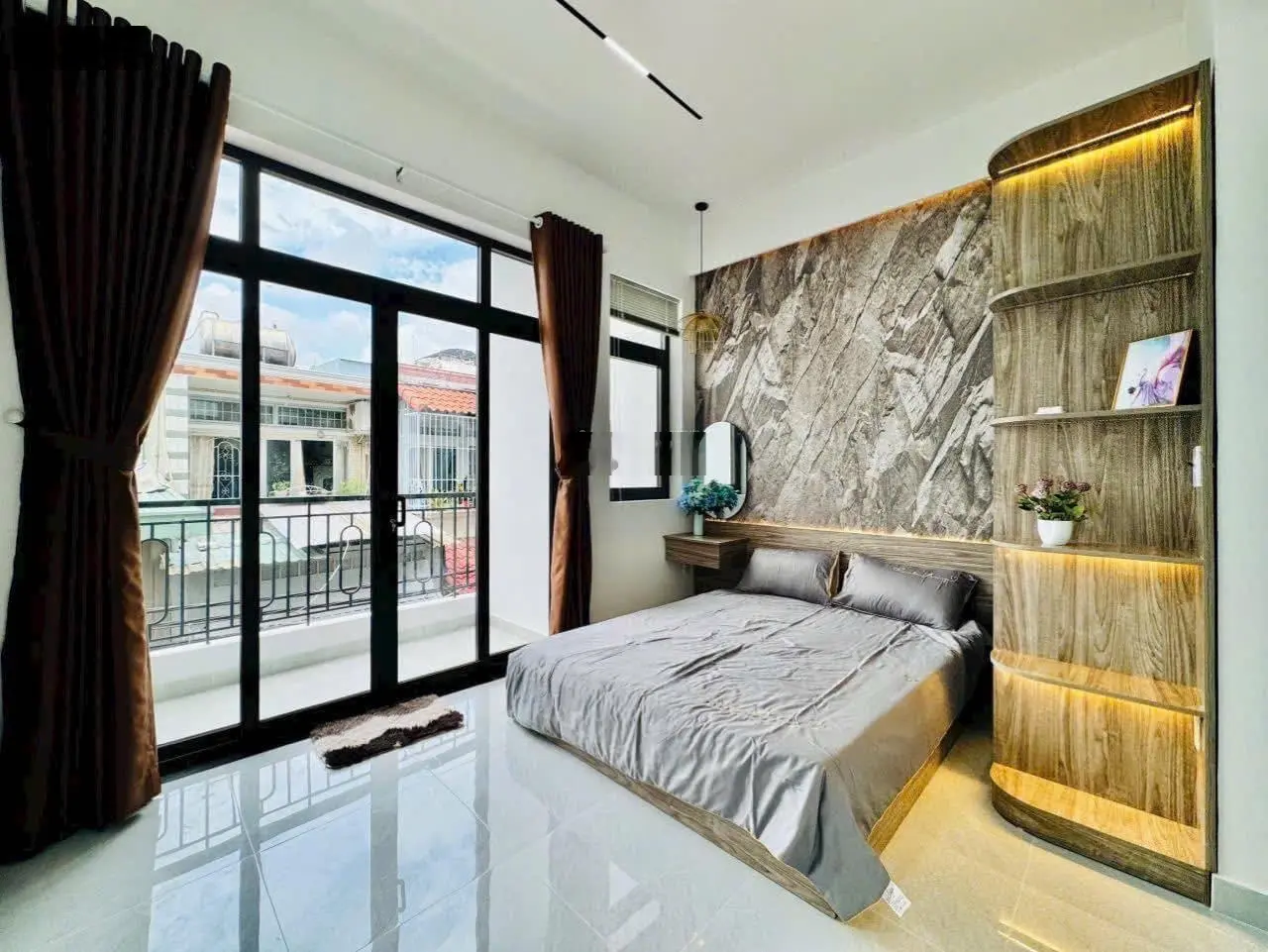 Bán nhà 1 trệt 1 lầu đường Nguyễn Kiệm Phường 4 Quận Phú Nhuận, DT: 40m2/2 Tỷ 550 công chứng nhanh