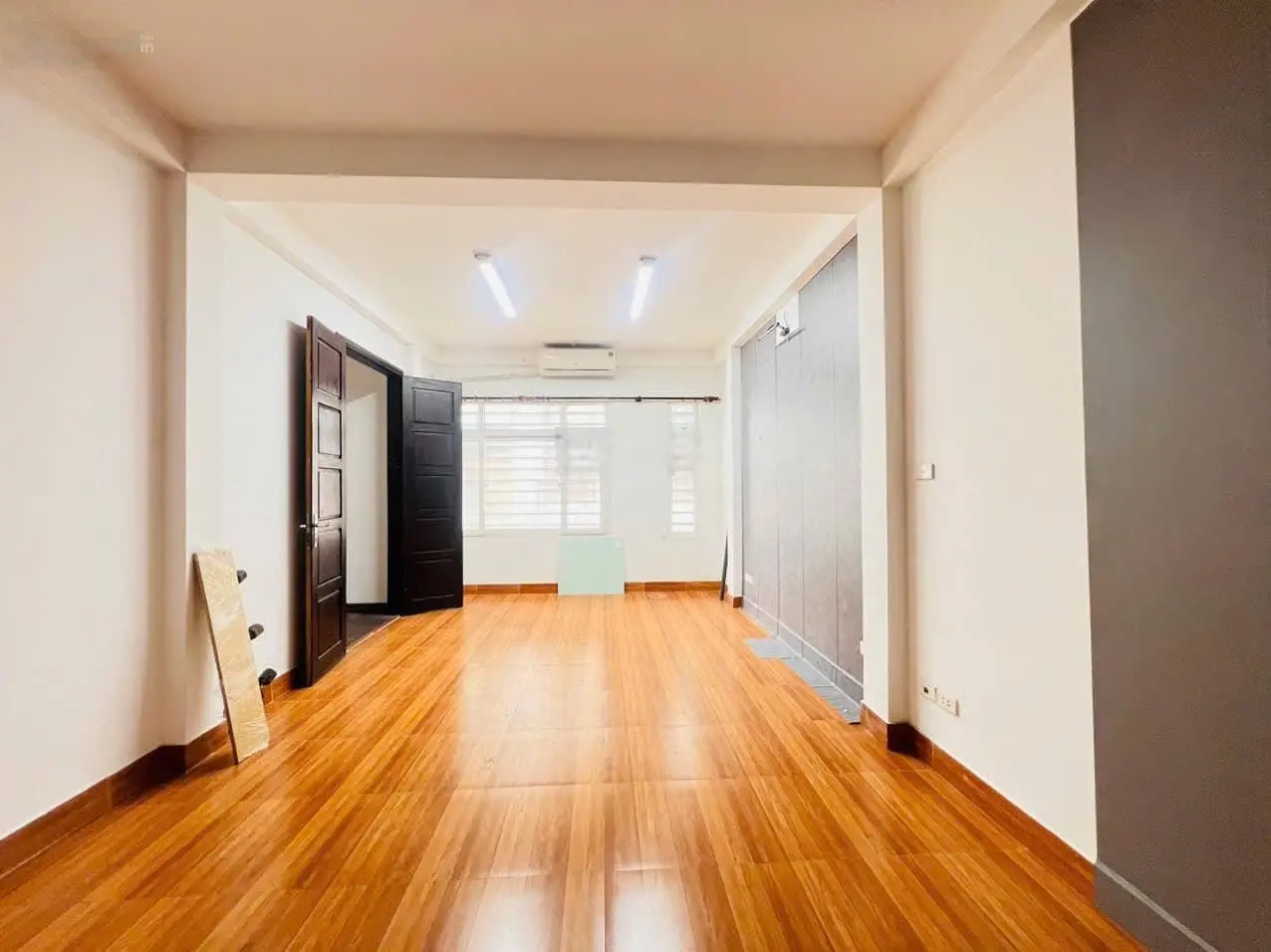 Chủ nhà giảm 500 tr quyết bán nhà - Phố Nhân Hòa, Thanh Xuân, Hà Nội, 50m2, 5 tầng, giá còn 12,2 tỷ
