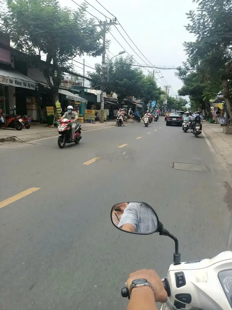 Nhà phố mới đẹp mặt tiền đường Dương Cát Lợi, 5*25 chỉ ~ 8 tỷ.
