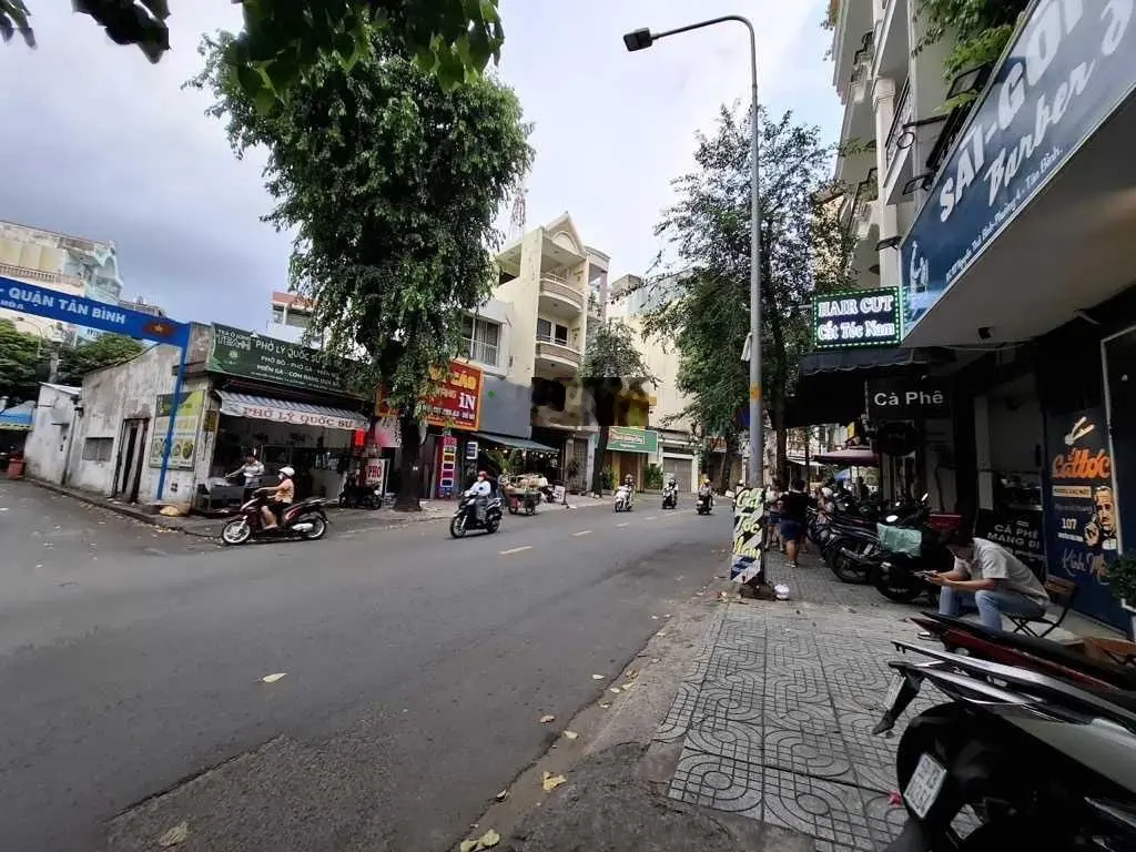 Bán nhà Mặt tiền nở hậu kinh doanh sầm uất Tân Bình, khu H.IẾM- 35m2 3 tầng , QUA RẺ 9.15 tỷ