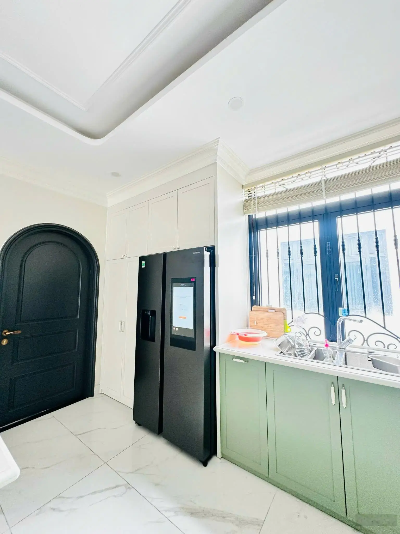 Cần bán nhà phố Vinhomes Grand Park Q9 đã hoàn thiện tặng nội thất
