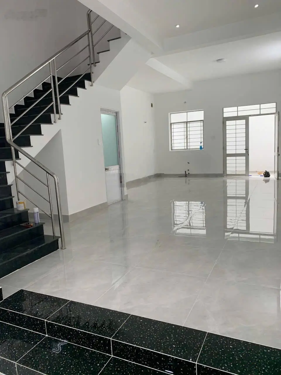 Hiếm ! Bán Nhà 3 Tầng Ngay Lương Định Của Phường An Phú Q2. DT: 5x20 - Đông Nam - 18.5 Tỷ