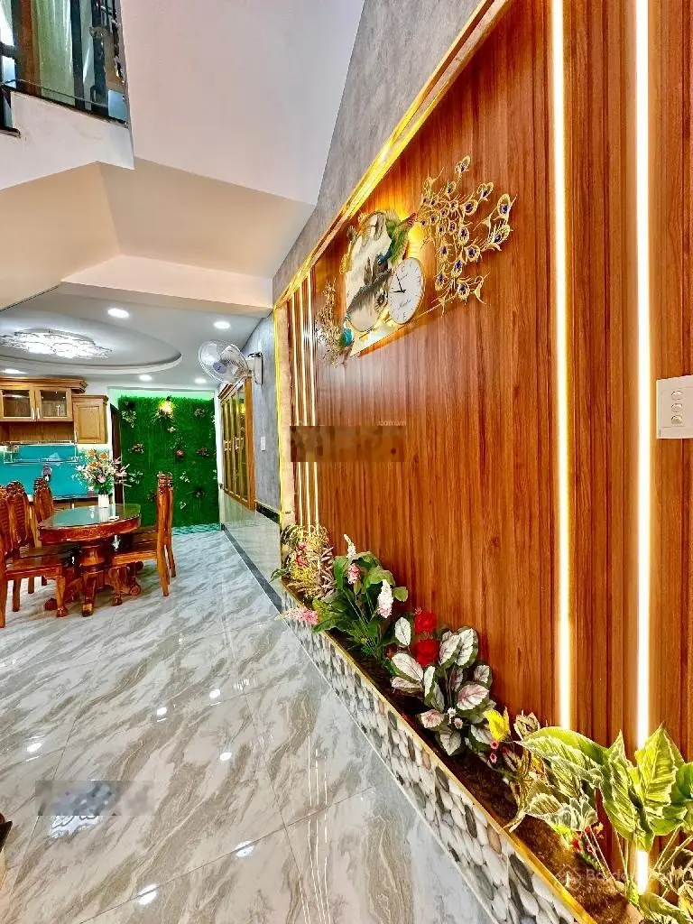 SIÊU PHẨM Quận Tân Bình 4 Tầng Đẹp Hơn Cả NGỌC TRINH - Phạm Văn Bạch - Có GARA oto riêng, chỉ 8 Tỷ