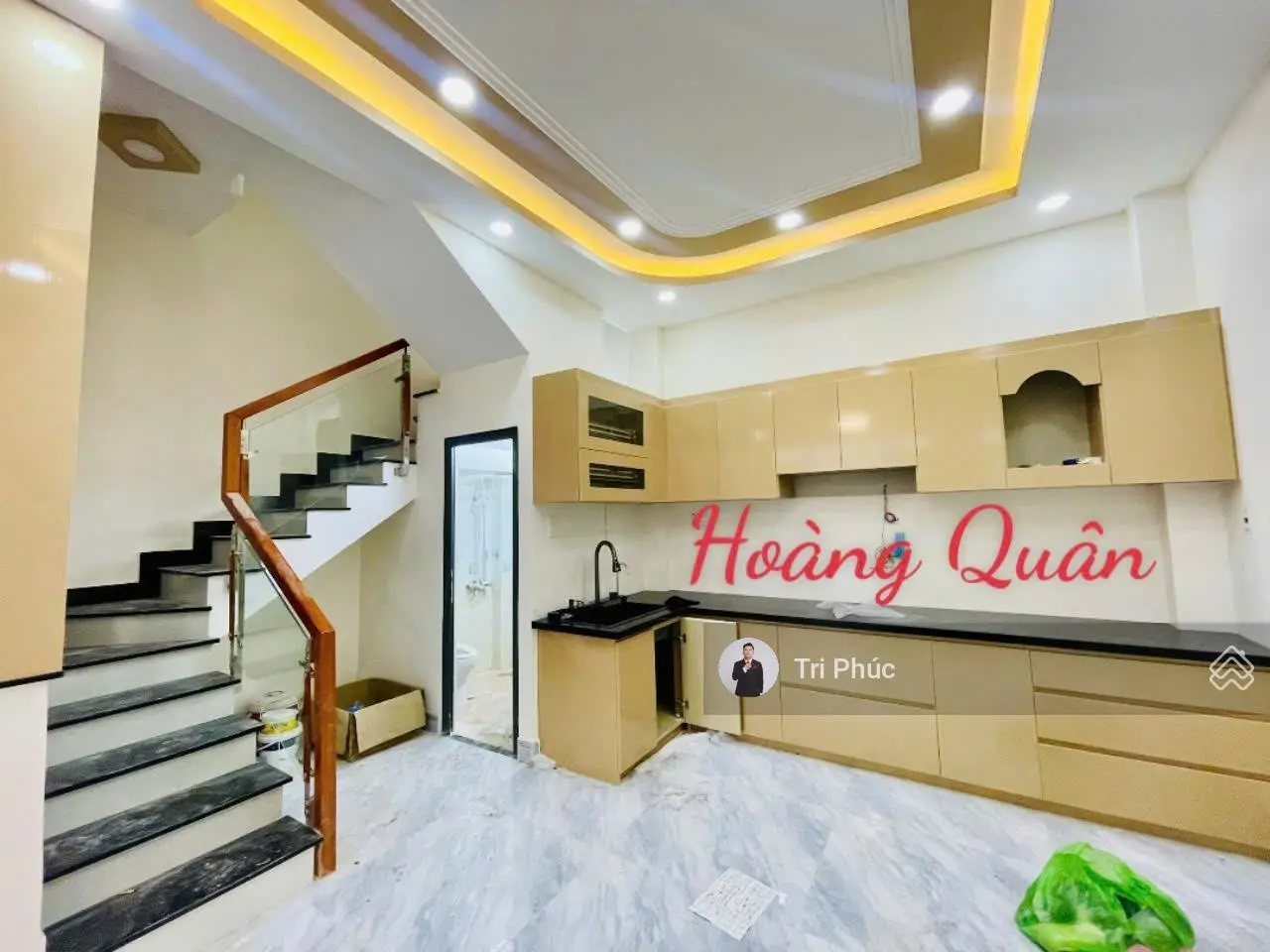 Gấp Bán - CHỉ Hơn 6Ty có Nhà 4 Tầng 4PN 40m2 Gần Mặt Tiền Ngay Ngã Tư Phú Nhuận
