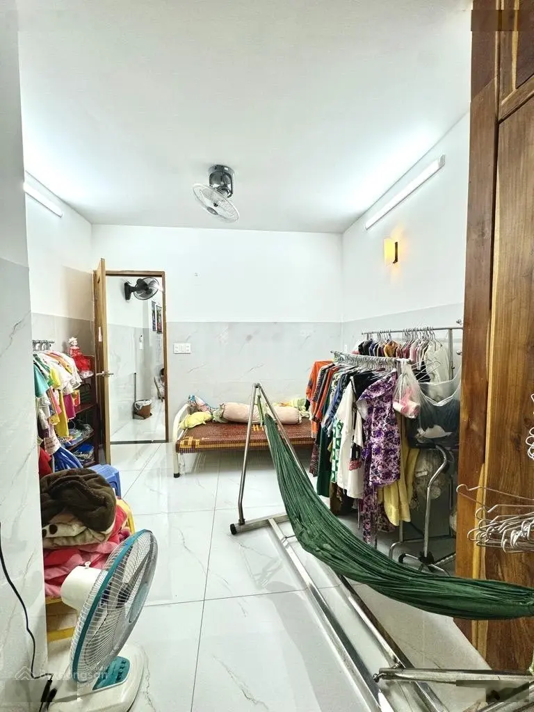 Sau lưng căn mặt tiền - nhà đẹp Lê Văn Việt Hiệp Phú Q9 - 6.7 tỷ - 69m2 - 5PN - xe hơi tới nhà
