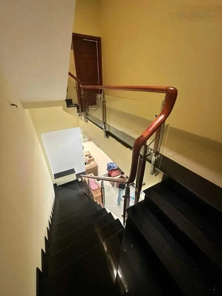Nhà mới hẻm 8m Trần Mai Ninh, ngang 4,5m, 4 tầng, có hẻm sau nhà, cho thuê 26tr/tháng
