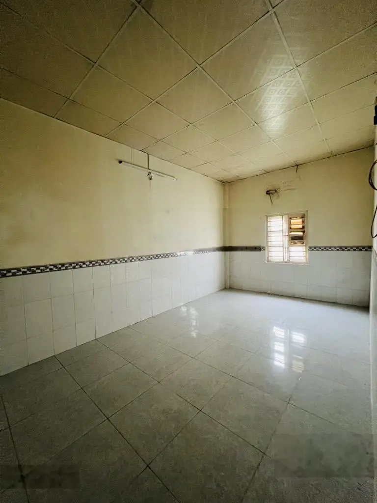 Nhà 2 mặt tiền hẻm xe hơi lê văn quới ( 76m2 2 tầng)