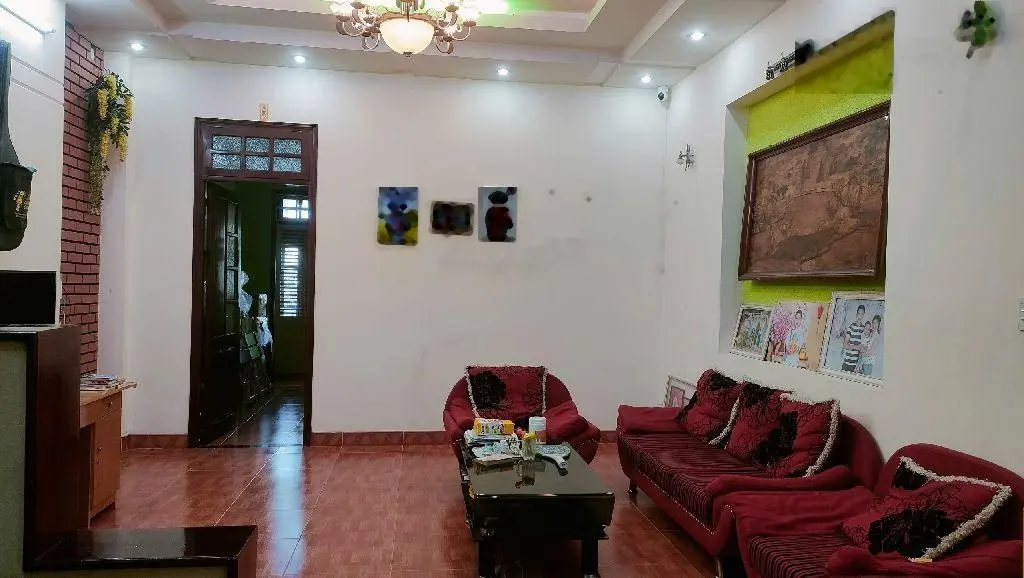 Nhà đẹp 3 tầng. đường bùi kỷ, gần trường đh ngoại ngữ đà nẵng
